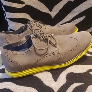 Mens size 13 gray skechers